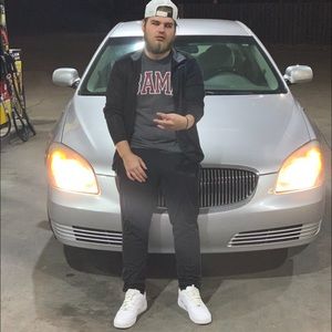 Meet your Posher, Dylan